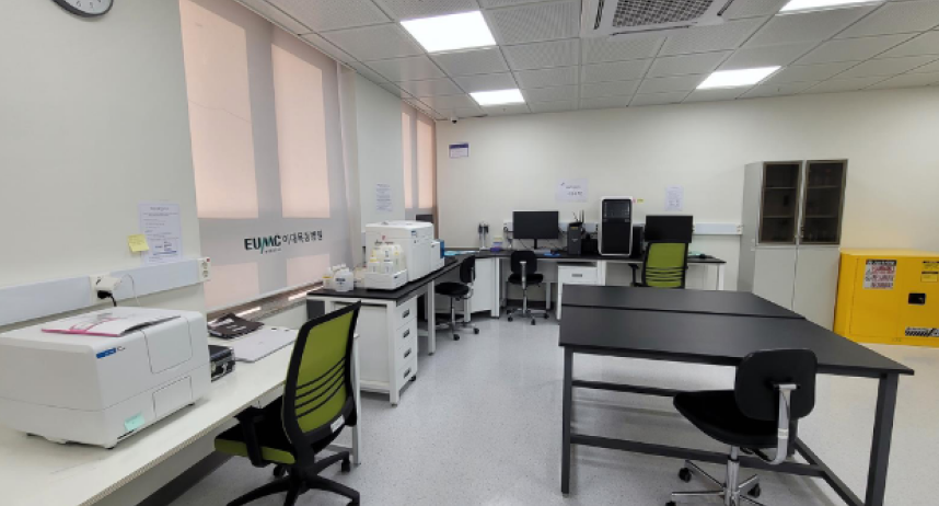 분석장비실 전경